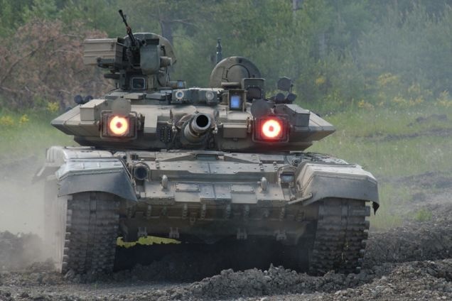 Về sau, T-90 và các mẫu T-72 mới được trang bị các động cơ mạnh hơn như V-92 950 mã lực và V-96 1100 mã lực, cuối cùng nâng tỷ lệ này lên 20,4 mã lực/tấn và 23,7 mã lực/tấn, mặc dù vẫn còn kém so với T-84. 