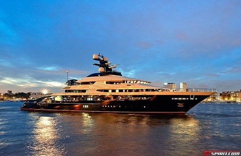 Chon khoe du thuyen cua gioi sieu giau hinh anh