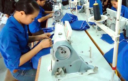 Chi 1/3 lao dong co viec lam duoc huong luong hinh anh