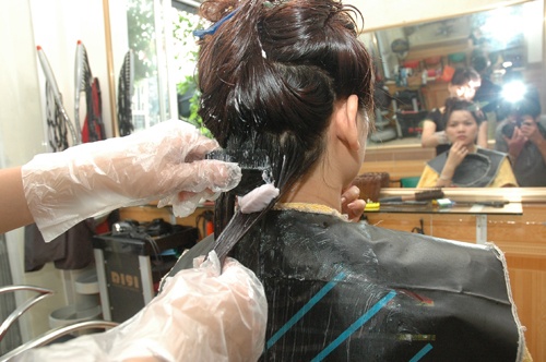 Viem da dau vi nhuom toc thuong xuyen hinh anh