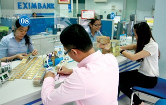 Cu roi cua Eximbank hinh anh