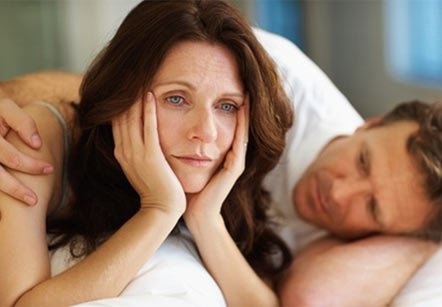 Viêm nhiễm âm đạo, lạc nội mạc tử cung: Nếu thường xuyên để vùng kín bị khô lạnh sẽ dẫn đến sự gia tăng của huyết trắng và giảm độ PH trong môi trường cân bằng của âm đạo, làm giảm khả năng miễn dịch của cơ quan sinh dục.