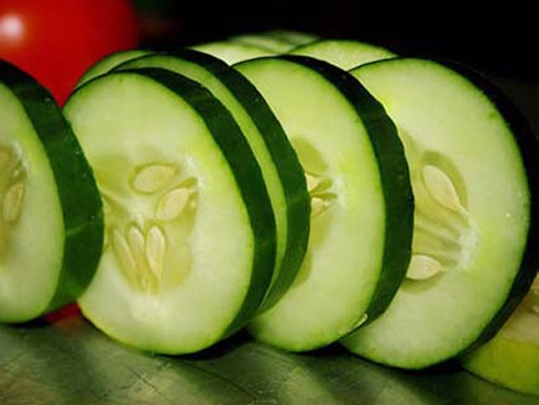  Dưa chuột giúp phòng ngừa bệnh ung thư rất hiệu quả .