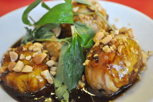 Trung vit lon - mon giai ruou cua nguoi Phillipines hinh anh