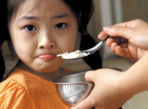 Mất cân bằng dinh dưỡng, sức đề kháng thấp.