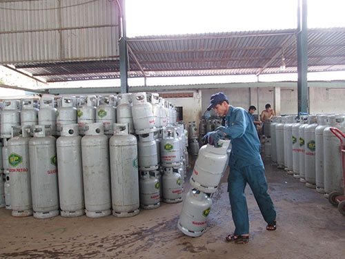 Tong dai ly gas ngoi tren… lua hinh anh