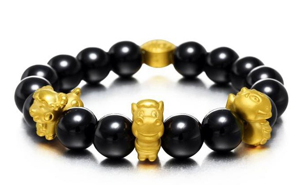 Những chiếc vòng được nhiều đại gia, thiếu gia chọn mua theo phong thủy.