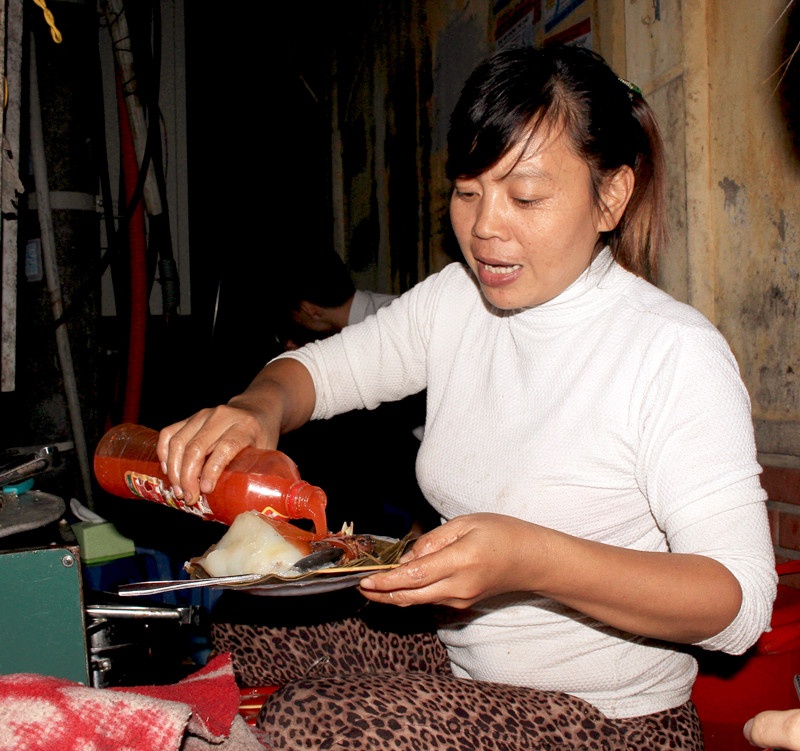 Nhat bac le nho ban qua vat gia re ngay ret o Ha Noi hinh anh