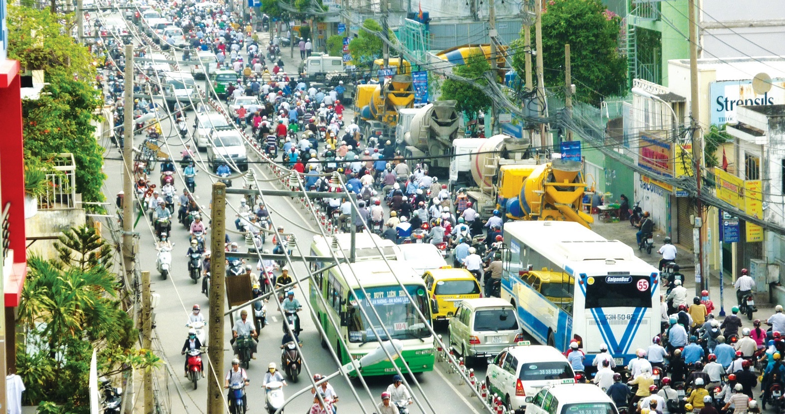 Live Taxi khac gi Uber? hinh anh