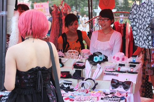 Tai sao 'thuong de' ngay cang chan ngan hoi cho giam gia hinh anh