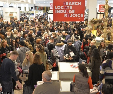 Hon loan ngay thu Sau den tai My hinh anh