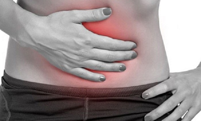  Táo bón: Do chế độ ăn ít chất xơ và thiếu vận động. Ngoài ra, việc lạm dụng cà phê và các loại nước giải khát có chứa cafein càng làm cho cơ thể mất nước nhiều hơn. Đây chính là lý do khiến tỷ lệ nam giới mắc bệnh táo bón trong dịp lễ Tết càng nhiều