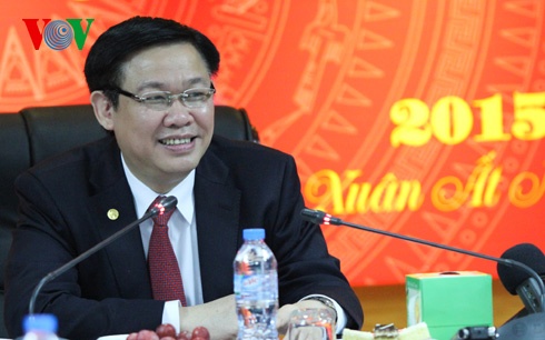 Ong Vuong Dinh Hue nhan dinh ve nen kinh te Viet Nam 2015 hinh anh