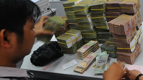 Lương tối thiểu vùng sẽ tăng thêm từ 250.000 - 400.000 đồng/tháng.