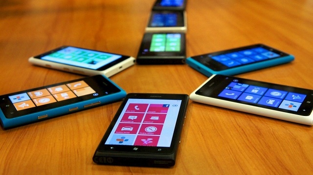 Windows Phone se chay duoc ung dung Android? hinh anh