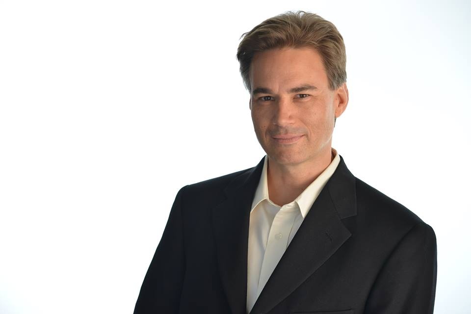 Ảnh: Chriselliotts.