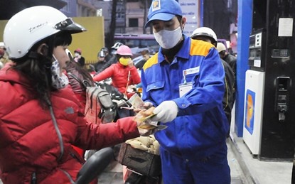 DN xang dau xin trich Quy binh on gia: Mot kien nghi vo loi hinh anh