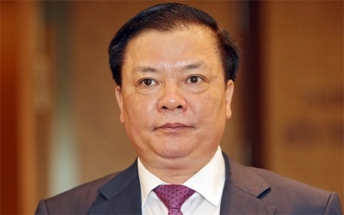 Mot nam cua cac bo truong: Ong Dinh Tien Dung va 'diem 8' hinh anh