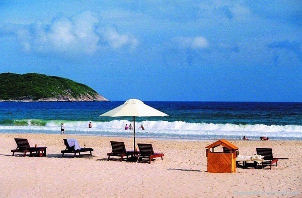 5. Nơi bạn sinh ra. Nghe có vẻ lạ nhưng theo theo số liệu tử vong toàn cầu thì, nước Cộng Hòa Dân chủ Monaco, giáp ranh vùng Riviera của Pháp, là nơi có tuổi thọ cao nhất. Nếu bạn may mắn được sinh ra tại vùng Địa Trung Hải thì tuổi thọ trung bình có thể lên đến 90 năm.