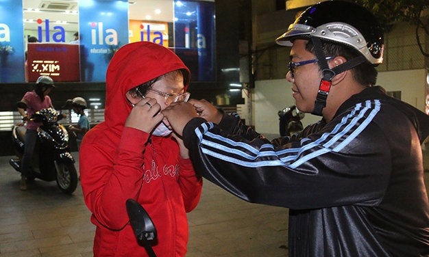 Nam bo lanh dot ngot, benh ho hap tang hinh anh