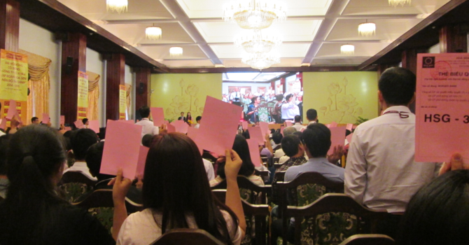 Đại hội đã thông qua tất cả các tờ trình.