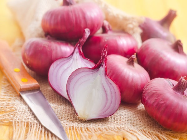 Hành tây: Trong hành tây có chứa onion một hợp chất lưu huỳnh chống lại ký sinh trùng.