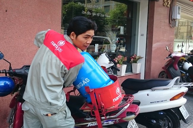 Gia gas quay dau tang nhe hinh anh