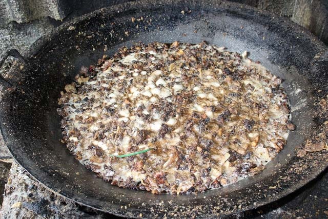 Hang tan mo ban cung cap cho hang vit quay, banh da cua hinh anh