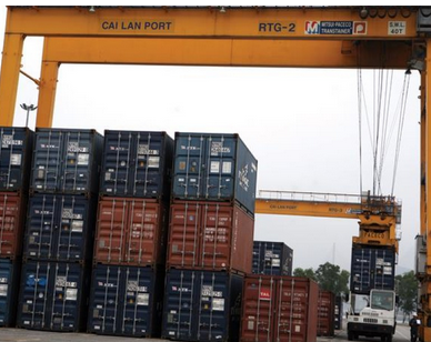 Cang Quang Ninh se ve tay ai? hinh anh