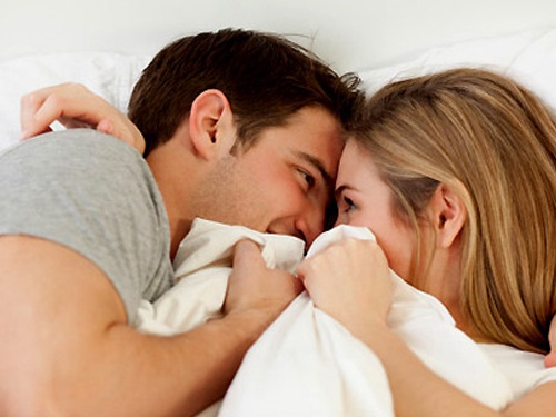 Nếu cảm hứng đã cạn, vùng kín đã khô thì mọi cử động ra vào của chàng sẽ khiến cho “cô bé” nhạy cảm của nàng đau đớn và… sợ hãi.