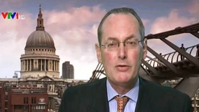 Cac chuyen gia noi gi ve vu be boi HSBC? hinh anh