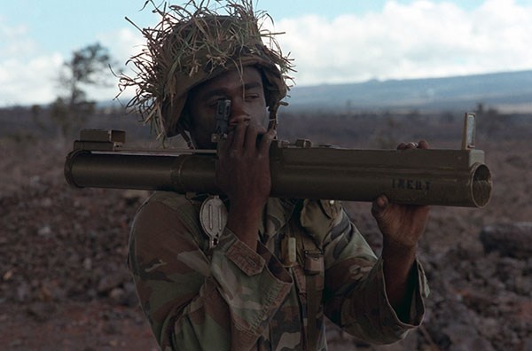 Vũ khí chống tăng M72 LAW của Mỹ.