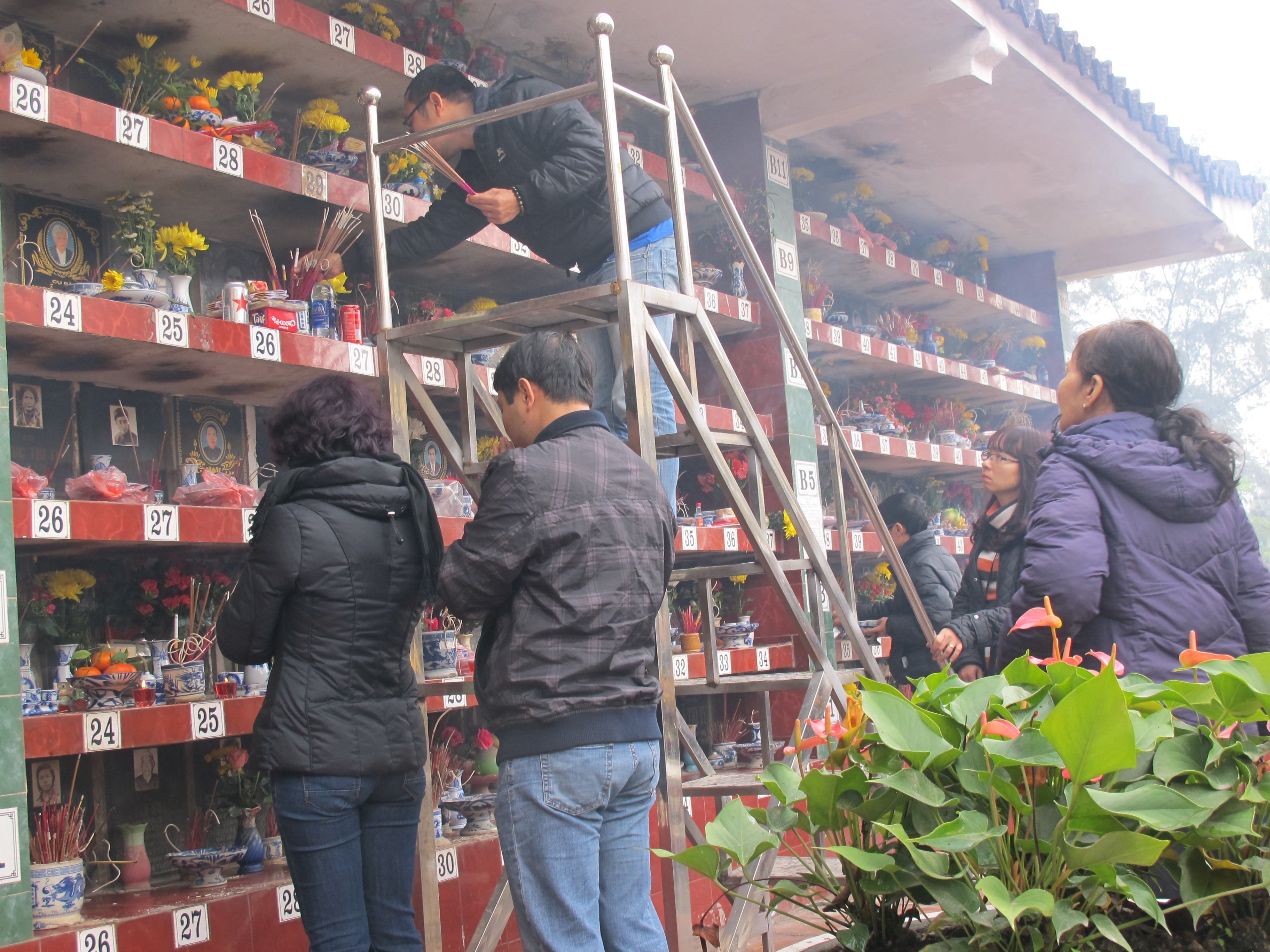 Chuyện ở nghĩa trang Văn Điển liệu có vặt vãnh?