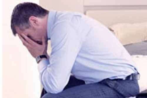 Thủ dâm và việc tuột bao đầu quy có liên quan đến nhau không? Thực chất, đây là 2 vấn đề thuộc hai phạm trù hoàn toàn khác nhau. Thủ dâm ở nam giới là việc tự thực hiện hoặc có người khác hỗ trợ, có thể dùng tay hay các dụng cụ. Còn tuột bao quy đầu là một thao tác tế nhị, khó thực hiện và dễ gây đau đớn.