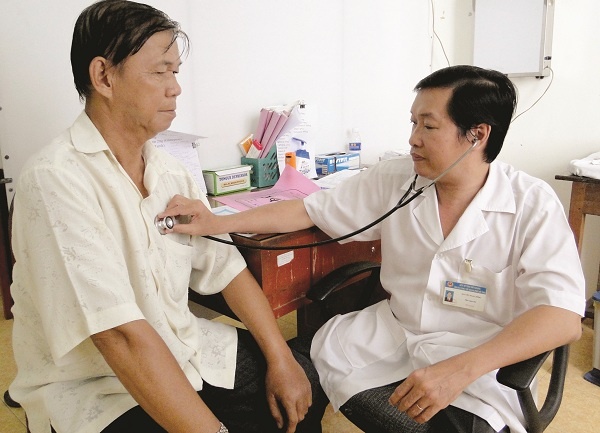 Cần được khám bệnh định kỳ để có chỉ định dùng thuốc điều trị mỗi khi lên cơn hen.