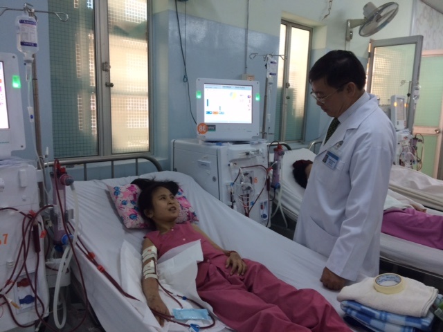 'Chau be nhiem HIV da tra on toi day!' hinh anh