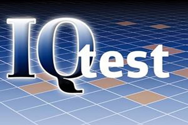 7. Chỉ số thông minh giữa hai giới. Các nghiên cứu tiến hành so sánh IQ của nam và nữ đã phát hiện, nam giới có xu hướng đạt điểm cao hơn trong nhận thức không gian, trong khi phụ nữ lại thiên hướng về phát triển ngôn ngữ và tình cảm. tuy có sự khác nhau nhưng IQ của họ hoàn toàn giống nhau.