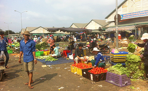 Tieu thuong meo mat vi hang hoa e am hinh anh