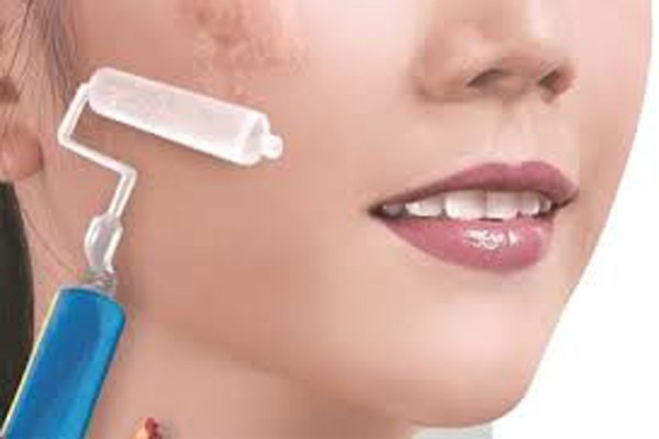 8. Xơ cứng, sẹo. Cơ thể tự “đóng băng” các vi khuẩn thành sẹo hoặc xơ cứng. Các vết sẹo và xơ cứng này có thể gây mất thẩm bị hoặc gây đau, và chúng ta lại có xu hướng muốn làm cho chúng biến mất bằng thuốc kháng sinh và các biện pháp khác gây nên bước nguy hiểm cuối cùng.