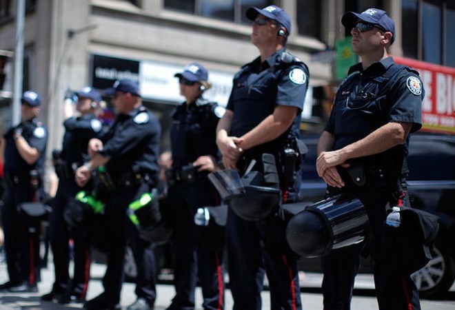 Canada dap tan am muu danh bom nham vao Lanh su quan My hinh anh