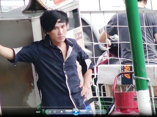 Hành vi che bảng điện tử của trụ bơm xăng thường xuyên xảy ra.