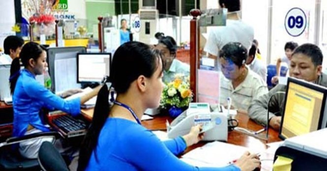 Vu gui tiet kiem khong rut duoc: Lam sao tranh rui ro? hinh anh