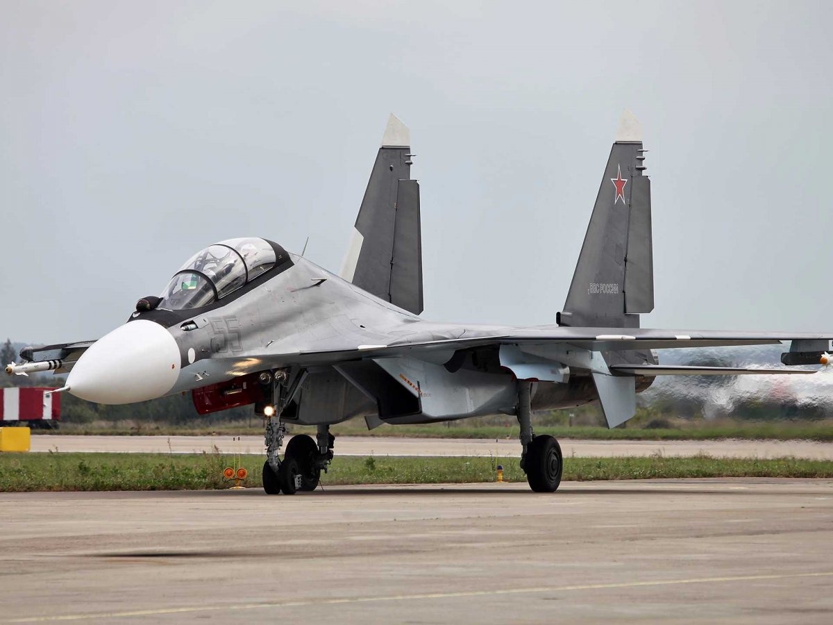 Máy bay Su-30 của Nga. Ảnh: B.I.