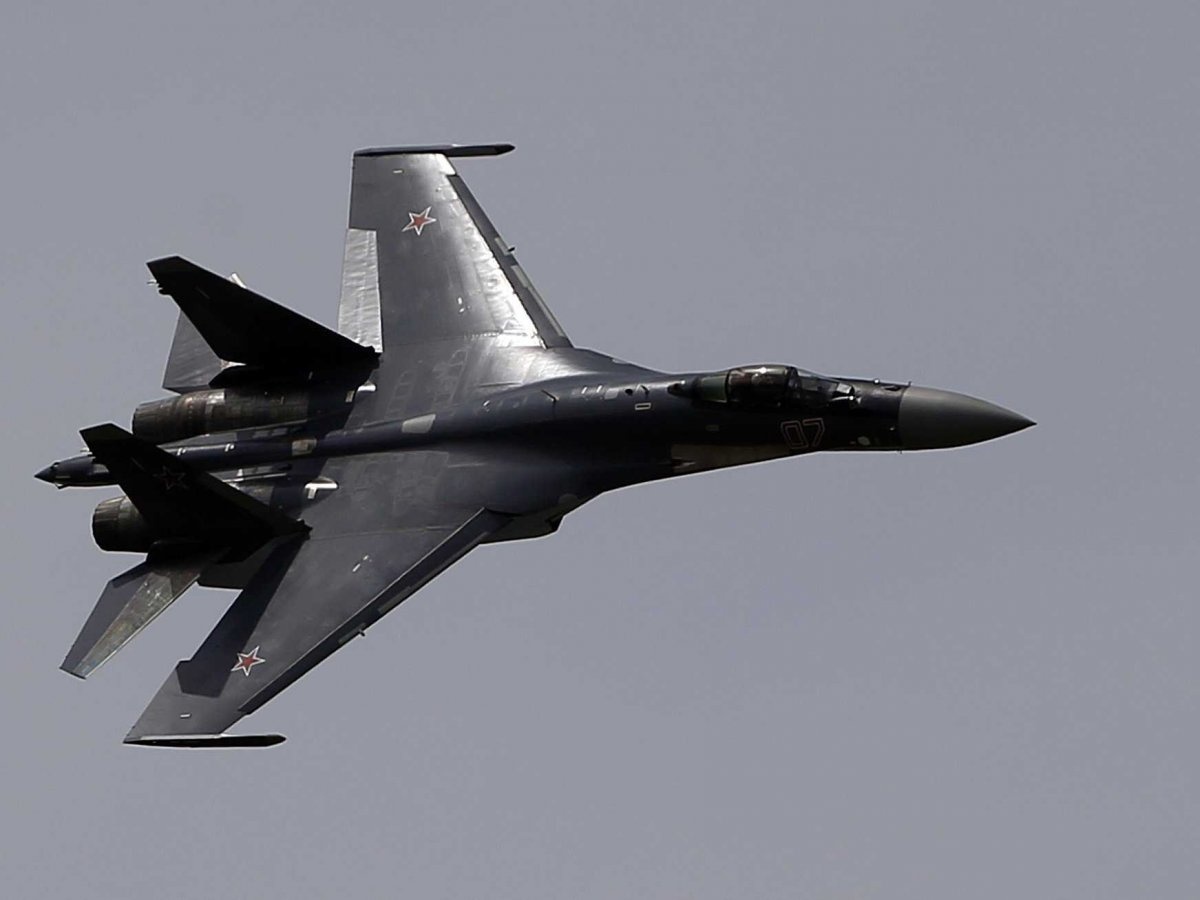 Nga tang cuong suc manh khong quan hinh anh