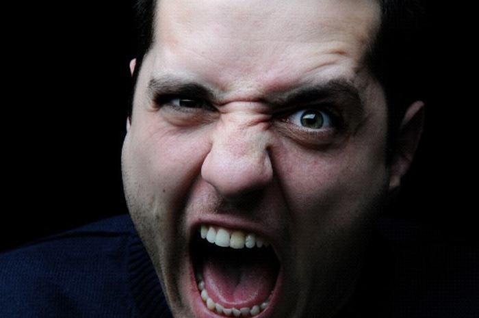 Đàn ông có hoormone nam tính cao thường hung hăng hơn bình thường. Mặc dù, lượng hoormone nam tính (testostorone) cao thể hiện khả năng tình dục cao ở nam giới.