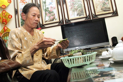 Bản thân các thành phần có trong miếng trầu có tính diệt khuẩn cao, vì thế đa phần người ăn trầu không bị sâu răng. 