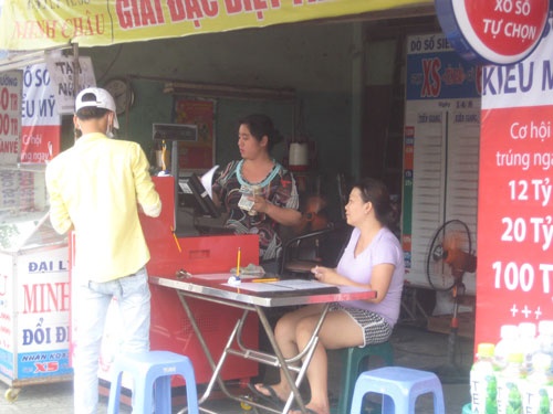 Chieu lua mo quay ve so dien toan hinh anh