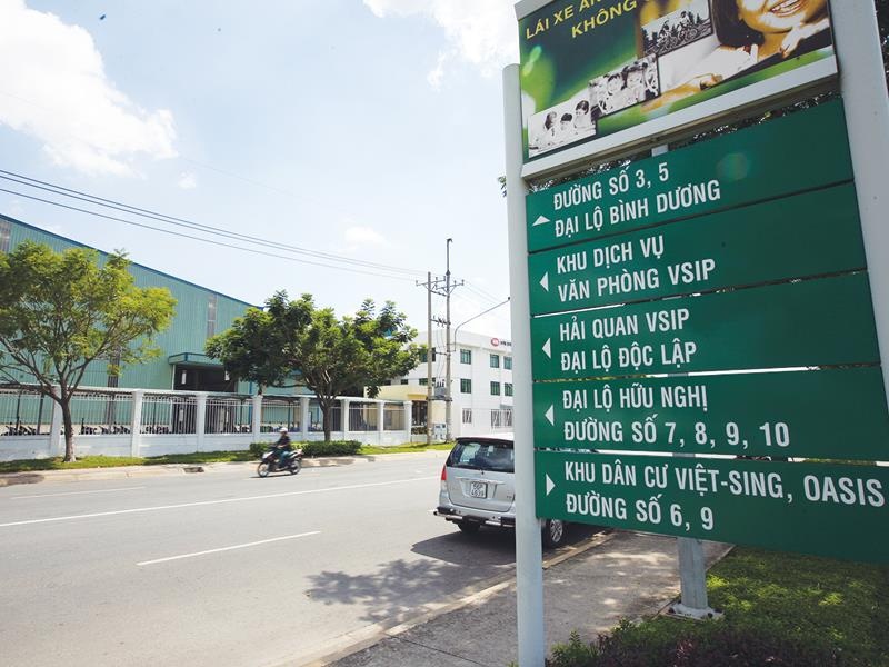 Hang loat dai gia Singapore rot von vao Viet Nam hinh anh