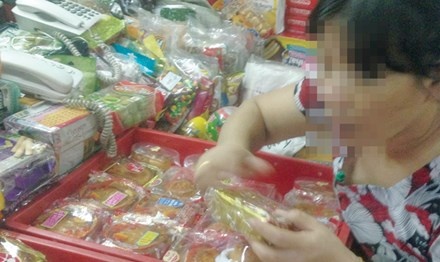 Banh trung thu lam bang bot san, huong lieu ban o cho TP HCM hinh anh