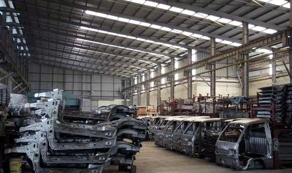 Nhà máy ôtô nghìn tỷ bán sắt vụn ảnh 1 Nha may oto nghin ty ban sat vun anh 1